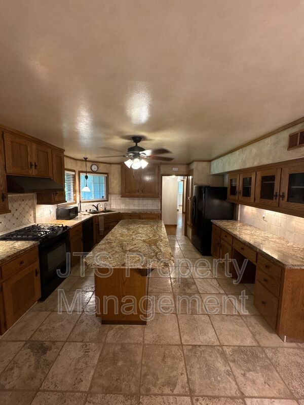 Building Photo - 6116 Mauer Ave