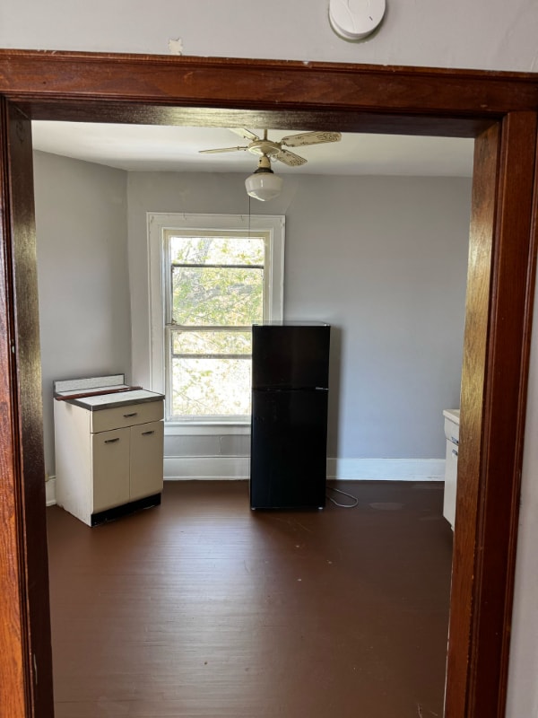 Photo - 314 E Chicago St House