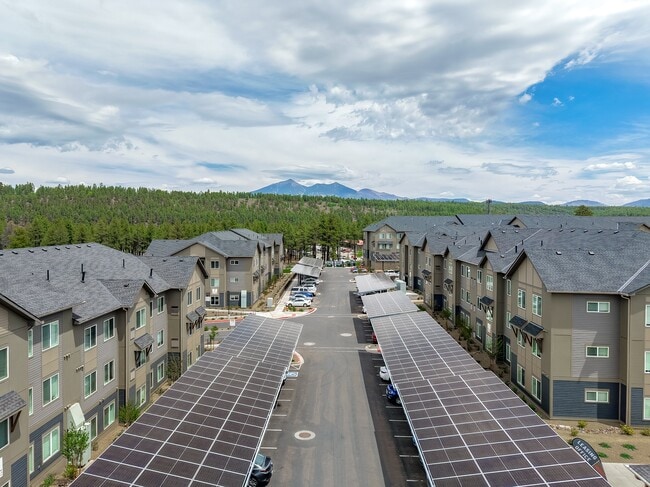 Building Photo - Sierra on 66