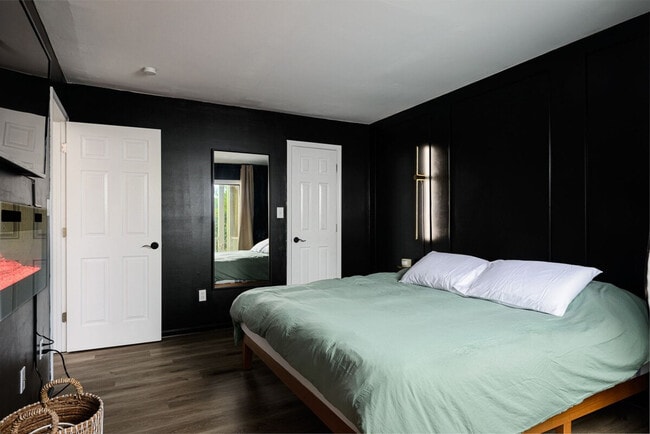 Foto del edificio - 2711 Randolph Rd