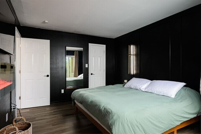 Foto del edificio - 2711 Randolph Rd