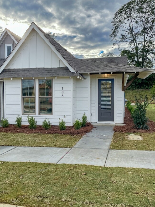 Photo - 106 Summer St Townhome