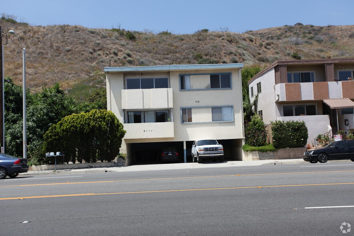 Building Photo - 22357 Pacific Coast Hwy