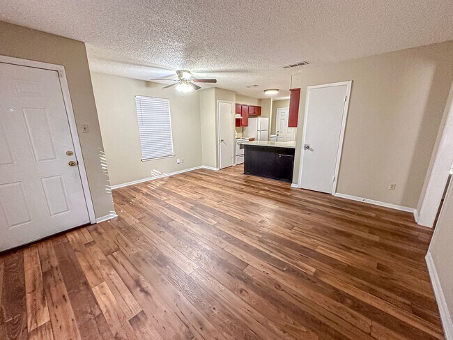 Building Photo - 3821 Ethel Ave