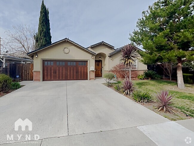 Building Photo - 10305 Wunderlich Dr