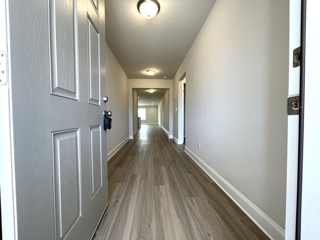 Building Photo - 12869 Tallulah Dr
