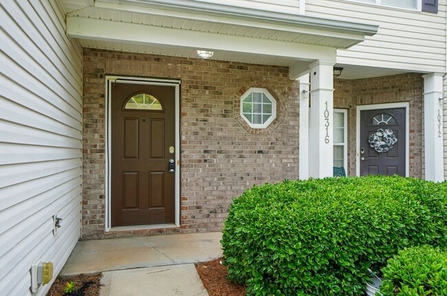 Photo - (Coming Soon) Townhome in Pineville – Quie...
