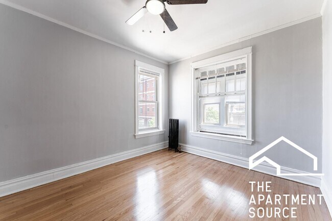 Foto del edificio - 1214 W Rosemont Ave
