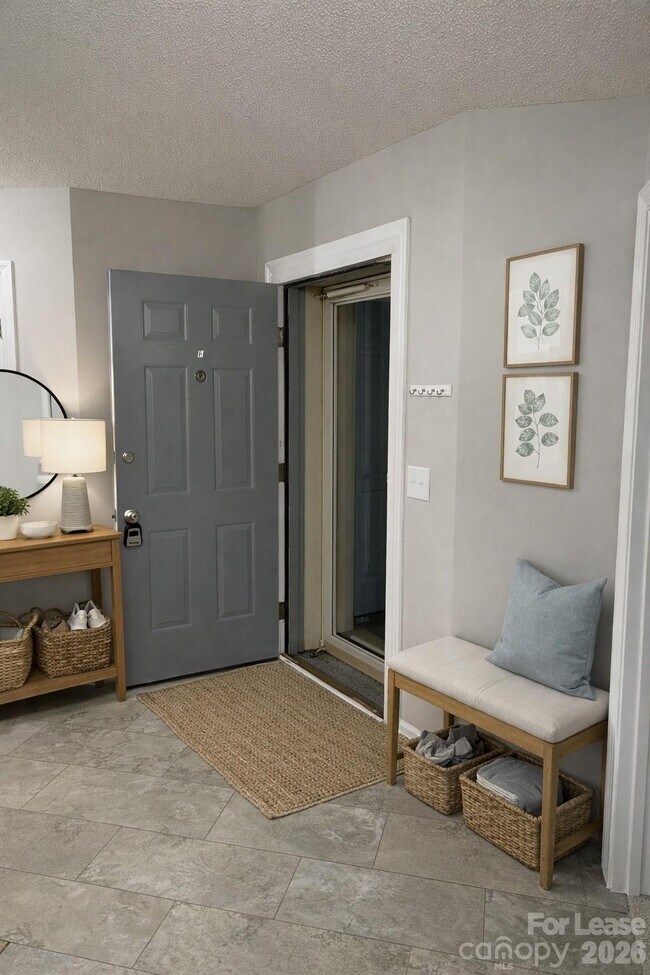 Building Photo - 19831 Henderson Rd