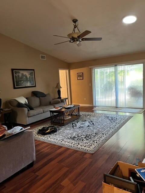 Building Photo - 54 Spinnaker Cir