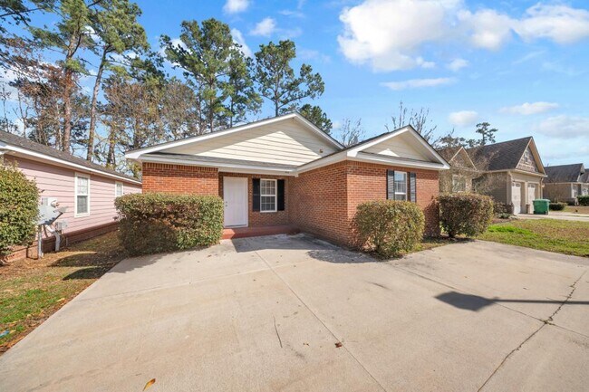 Foto del edificio - 5086 Greyfield Pl N