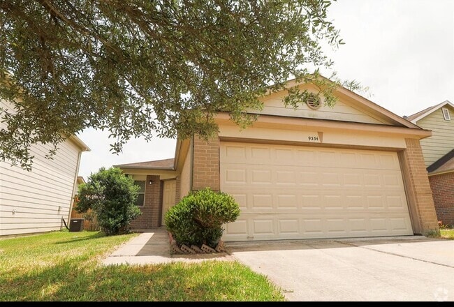Building Photo - 9334 Norwood Trails Dr