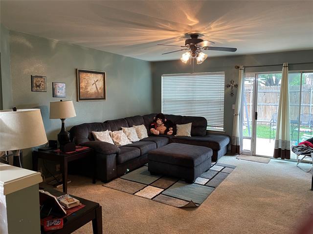 Foto del edificio - 4405 Hawk Ln