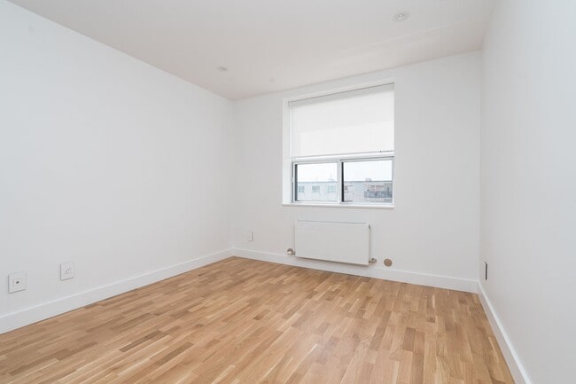 Building Photo - 25 Eccleston Dr