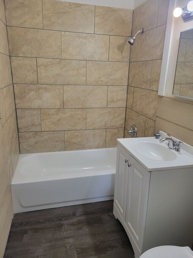 Foto del edificio - Cute 3 bedroom 1 bath!