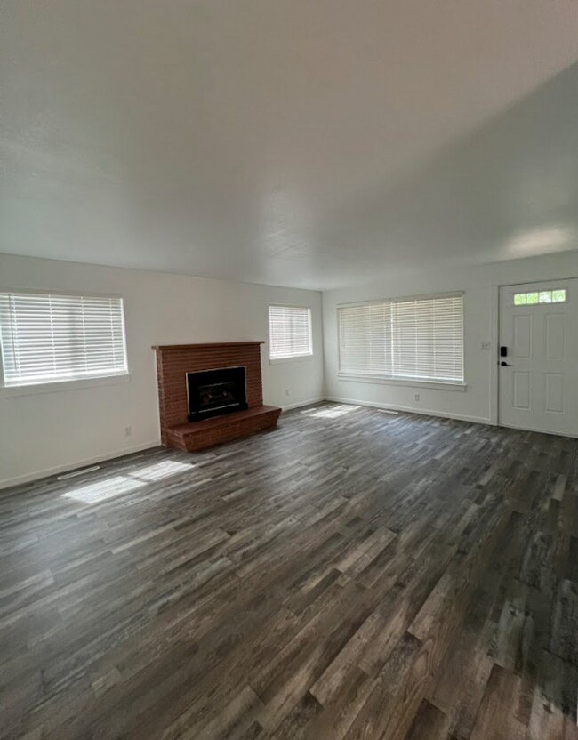 Building Photo - Updated, Single Level Home, 3BD/2BA Coming...