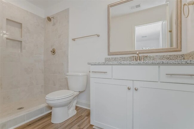 Building Photo - 176 Silver Hill St