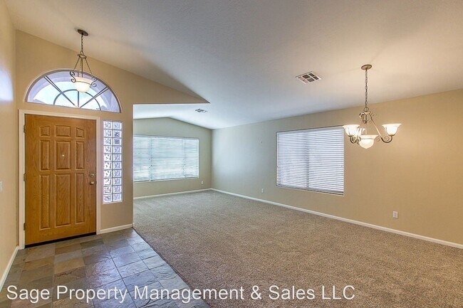 Foto del edificio - 3 br, 2 bath House - 5022 E Libby St.