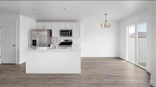 Foto del edificio - 4046 W Corn Patch Ave