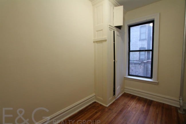 Building Photo - 1590 Amsterdam Ave