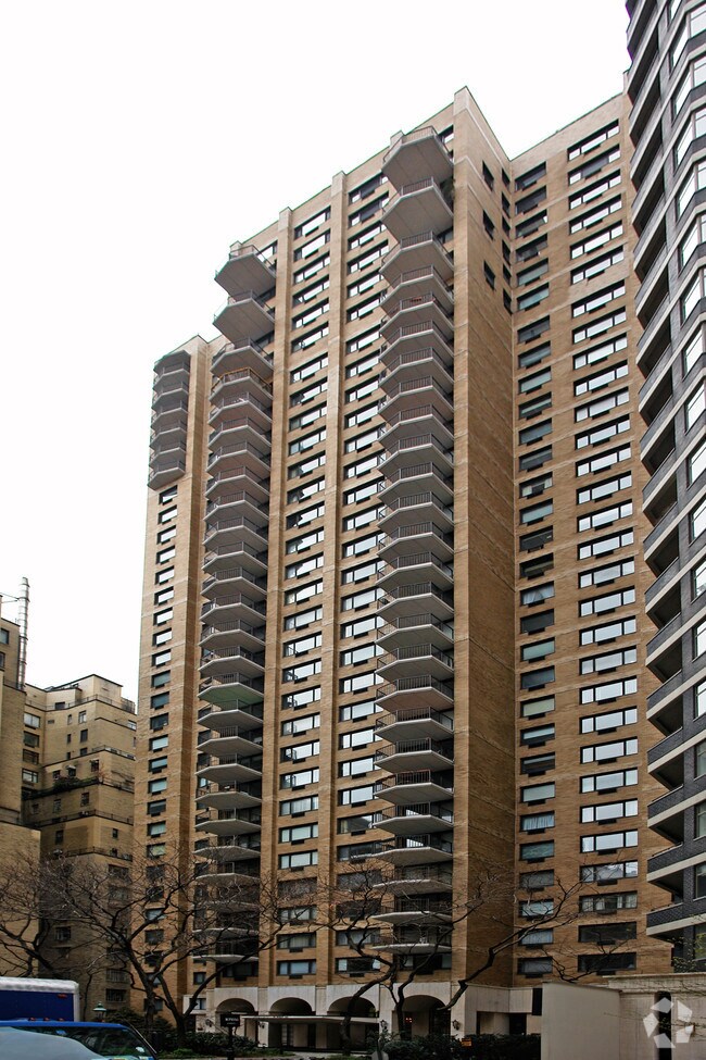 Foto del edificio - 55-57 Central Park W