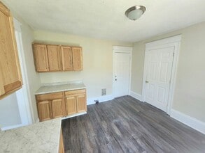 Building Photo - 357 Columbia Ave