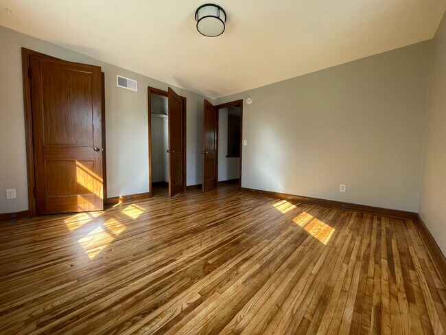 Foto del edificio - 715 N 3rd St