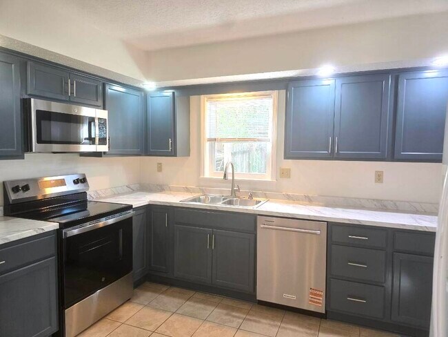Foto del edificio - 3625 Wincross Dr