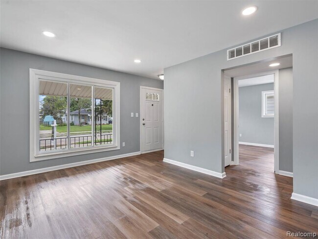 Foto del edificio - 396 W Pearl Ave