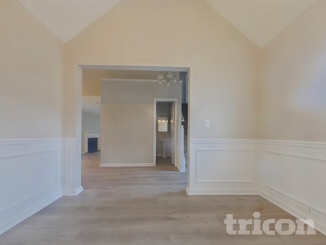 Foto del edificio - 6972 Foxmoor Way