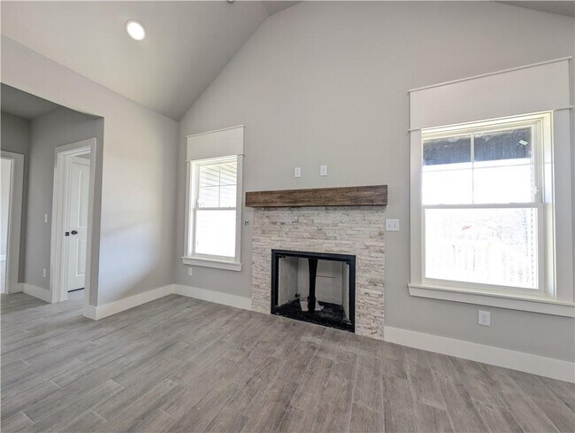 Foto del edificio - 25 Thornaby Dr