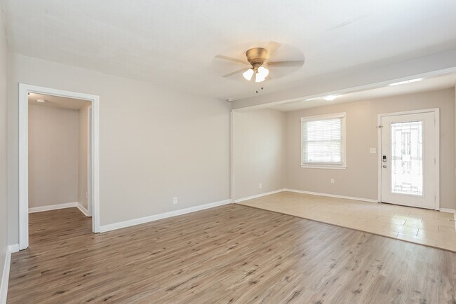 Foto del edificio - Charming 2-Bedroom Jacksonville Home