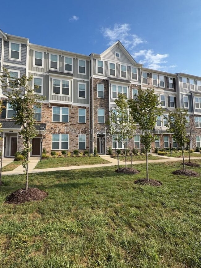 Building Photo - 9256 Magellan Pkwy