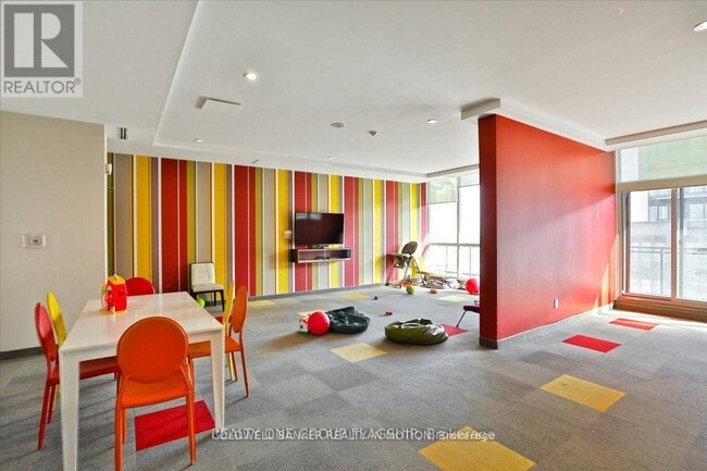 Building Photo - 4099-4099 Brickstone Mews