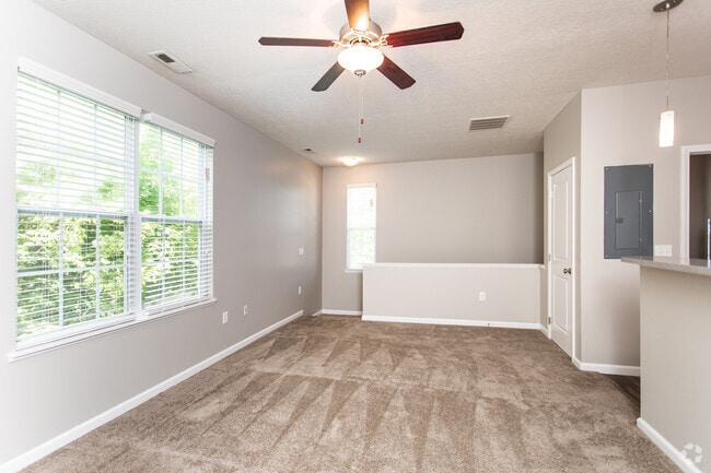1BR, 1BA - 812 SF - Bentley Flat - The Villages at Waggoner Park Apartment