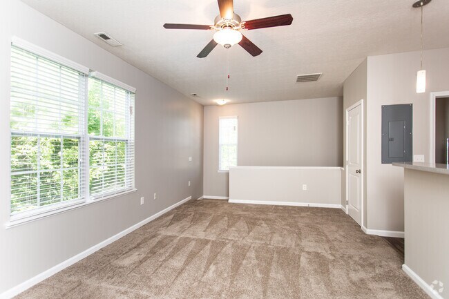 1HAB, 1BA - 812 ft² - Apartamento Bentley - The Villages at Waggoner Park Apartment