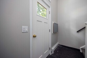 Building Photo - Glenora Gardens