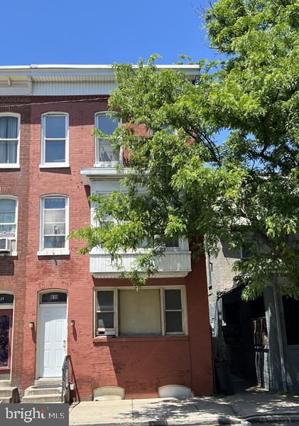 Building Photo - 819 E Market St
