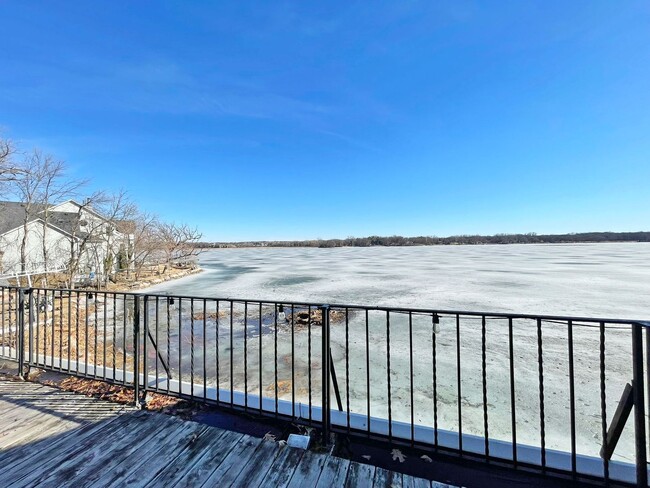 Building Photo - Spacious and Charming LAKEFRONT Home with ...