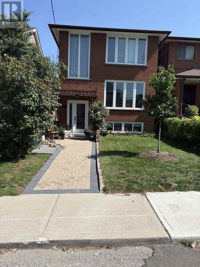 Building Photo - 45 Lapp St