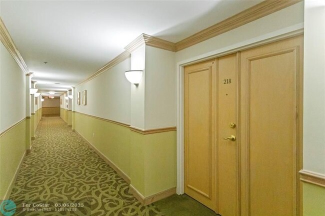 Foto del edificio - 9805 NW 52nd St
