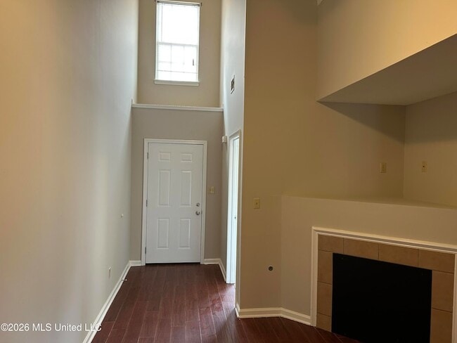 Building Photo - 7311 Madelyn Cove