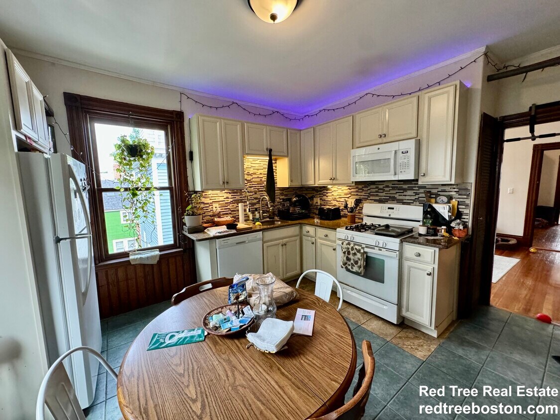 Foto principal - 123 Cherry St