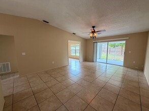 Building Photo - 4025 Ponea Dr