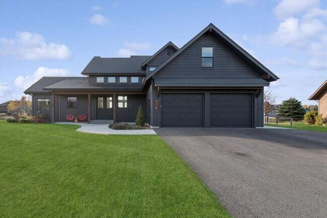 Foto del edificio - Whitefish Home in The Lakes