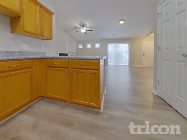 Building Photo - 225 Silver Fox Trail