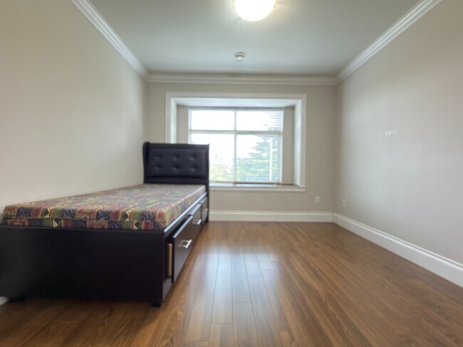 Photo du bâtiment - 1736 Nassau Dr