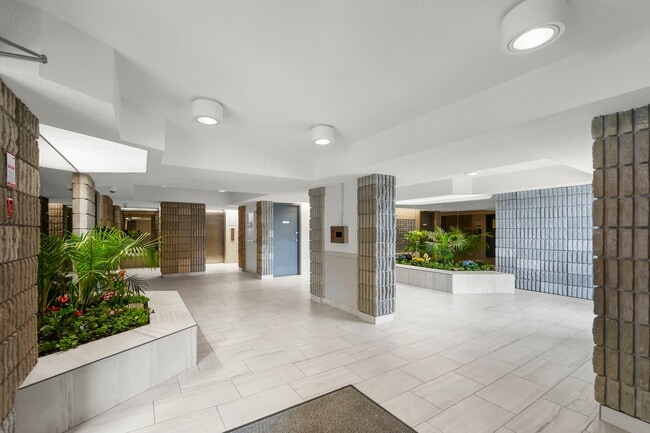 Photo du bâtiment - Delta Apartments