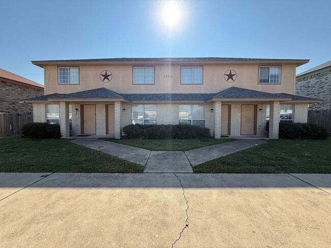 Building Photo - 4504 Alan Kent Dr