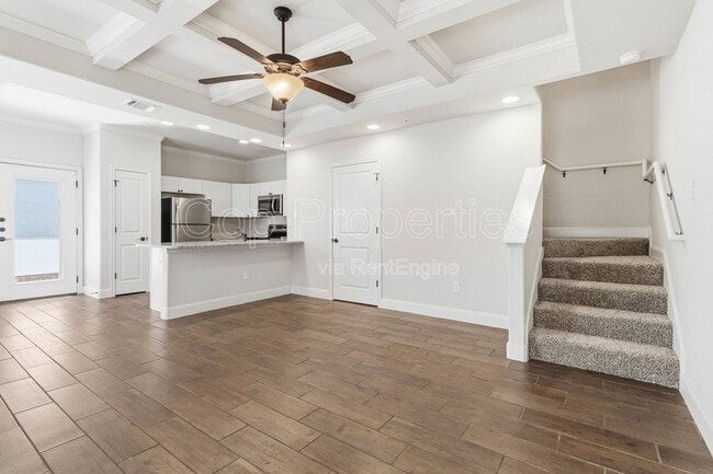 Foto del edificio - 6314 Melanzane Ave